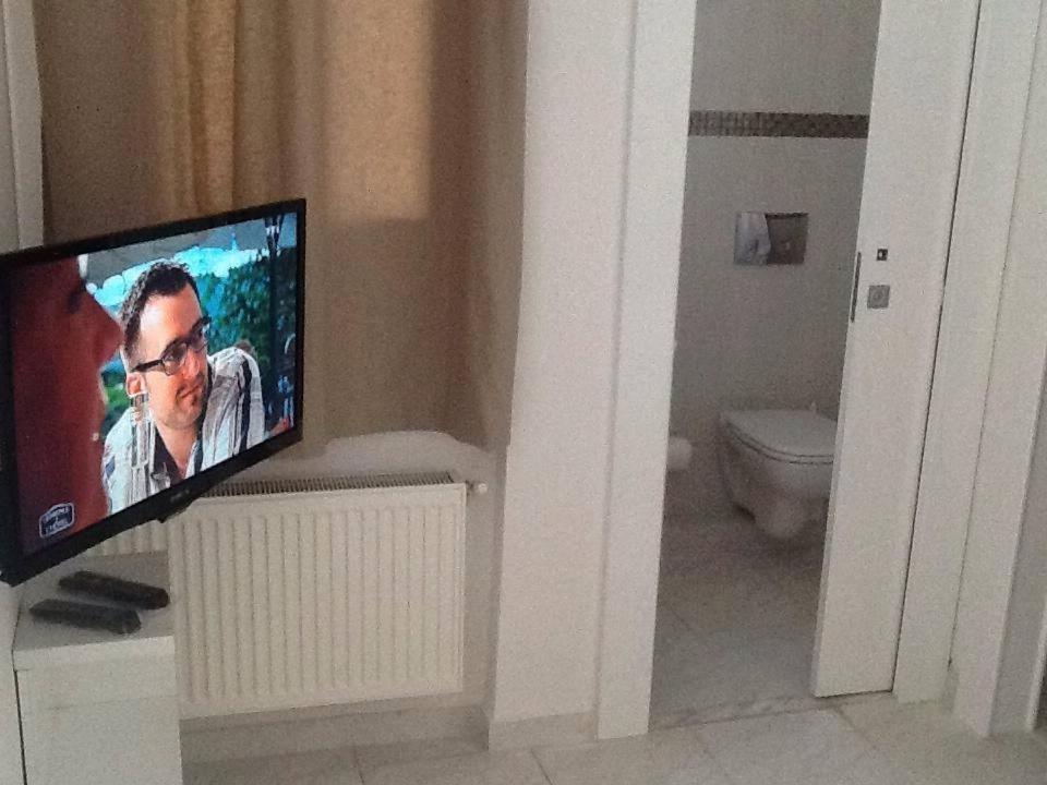 En Plein Zone Touristique Avec Wifi, Iptv Et Clim Apartment