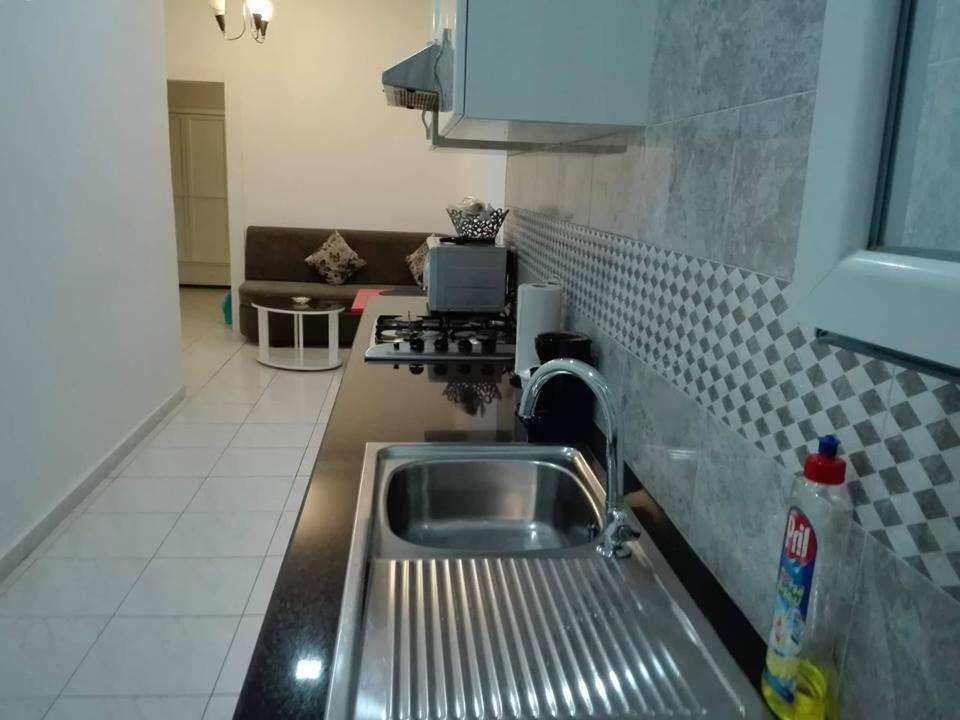 En Plein Zone Touristique Avec Wifi, Iptv Et Clim Apartment Sousse